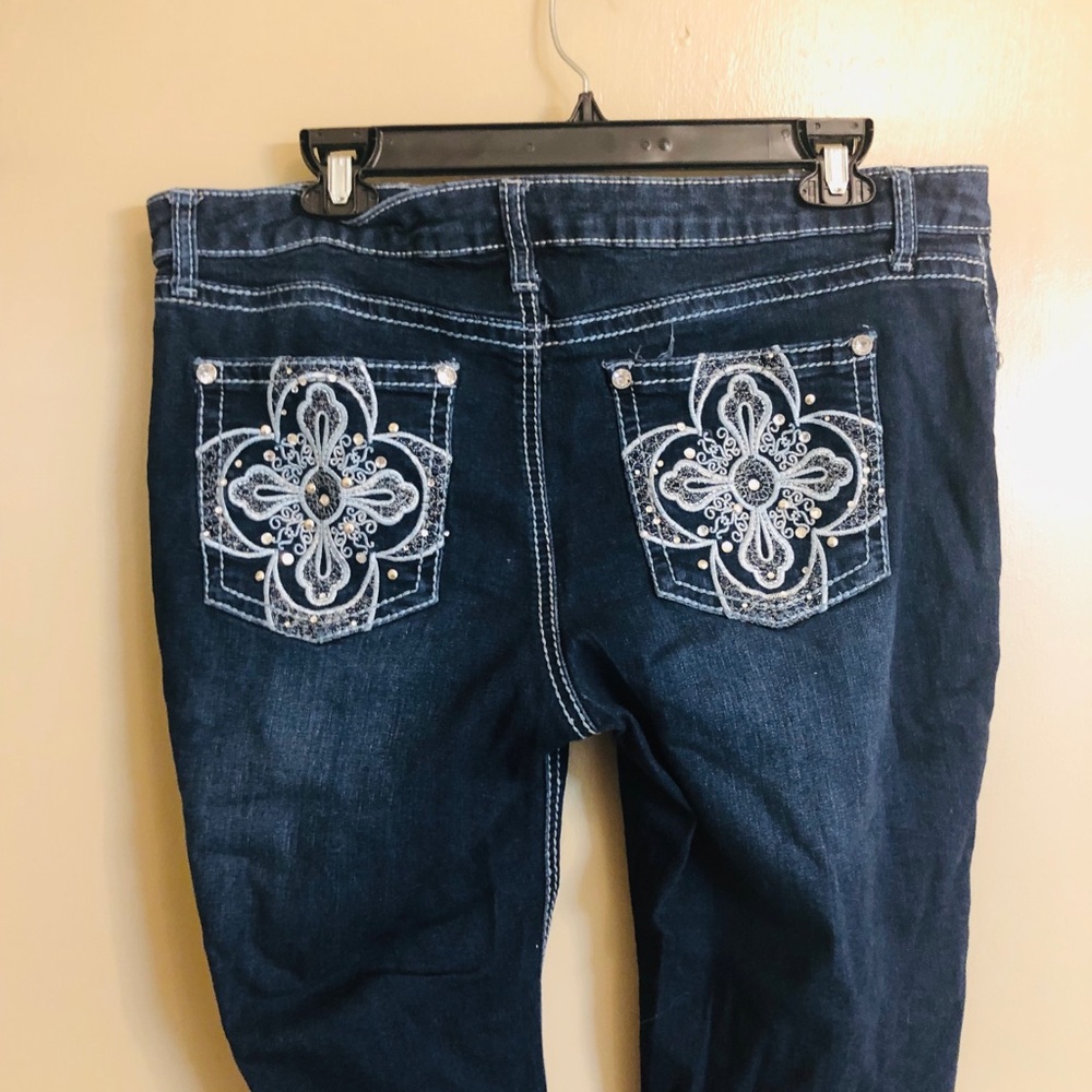 Apt. 9 Embellished Denim Capris Size 14